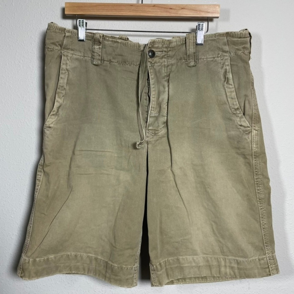 Ruehl No. 925 Shorts Mens 33 Khaki Tan Gorpcore Rugged Distressed Utility Cargo